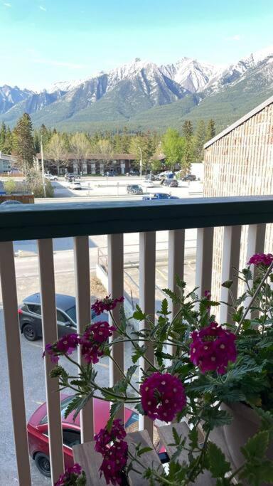 Unit #303 Mountain View 1Br In Canmore Downtown Exterior foto